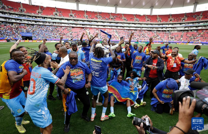 米乐APP-足球——世预赛附加赛：刚果（金）晋级世界杯正赛|金）队|决赛|世界杯预选赛洲际附加赛|瓜达拉哈拉|牙买加队_新浪体育_新浪新闻